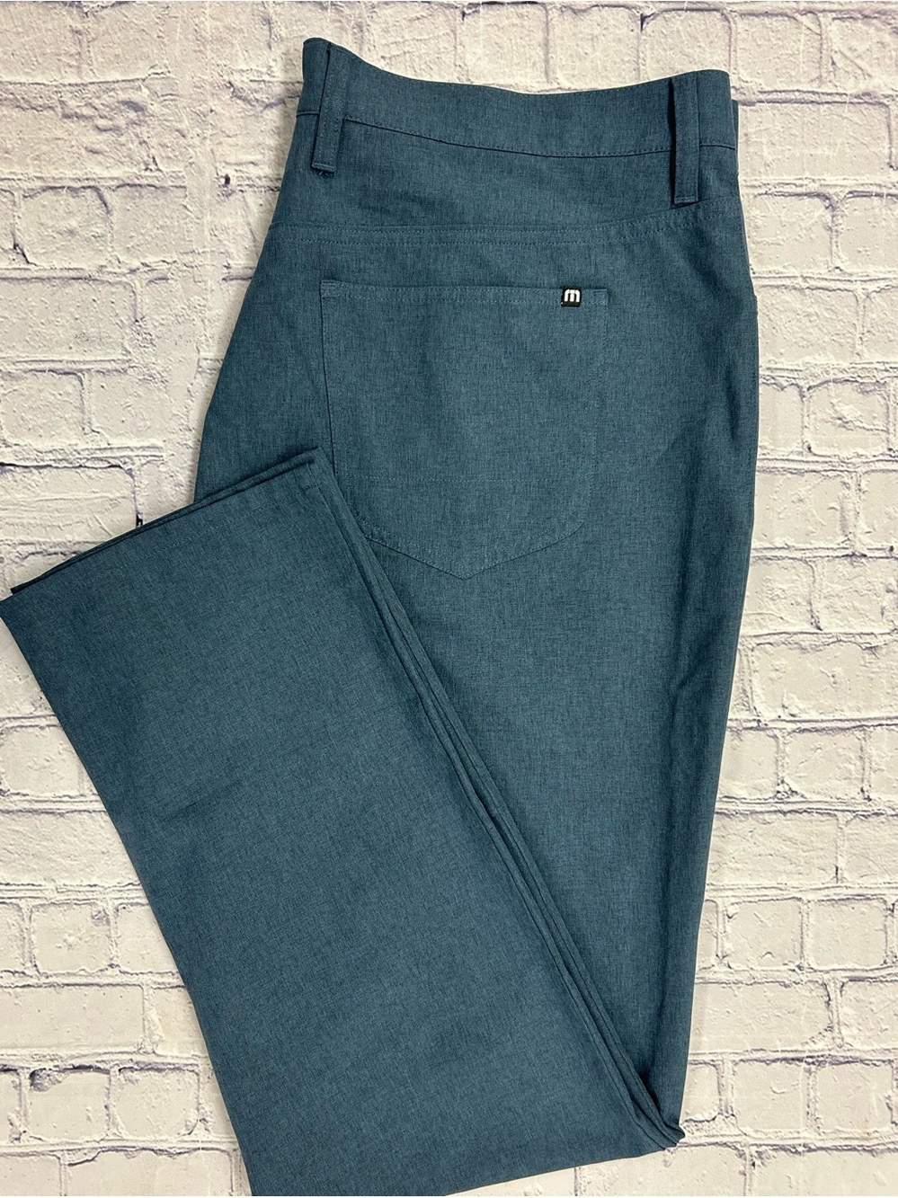 TRAVIS MATHEW mens size 38 lgolf pants